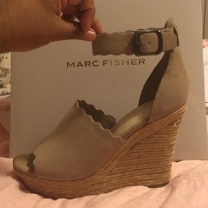 Marc Fisher Suede Espadrille scalloped Wedges